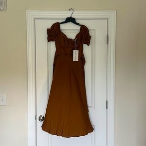 Brown midi dress - beautiful for Fall 🤎